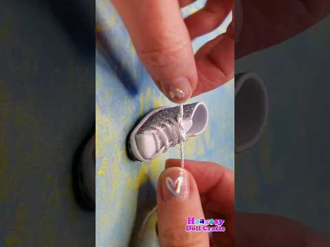 DIY Barbie sneakers 👟 Miniature Shoes, Doll hacks, crafts & fashion ♥ Handmade ideas for dollhouse