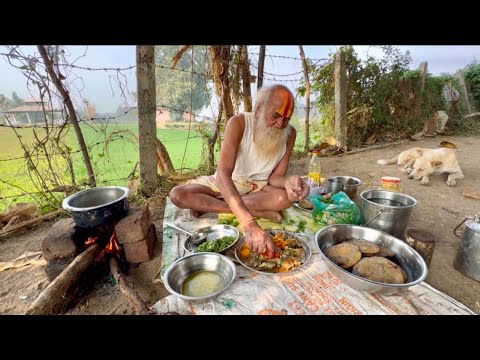 सिद्ध संत की मां नर्मदा जी के तट पर बरगद के पत्ते की बाटी और मटर टमाटर भाटा के भरता की भोजन प्रसाद