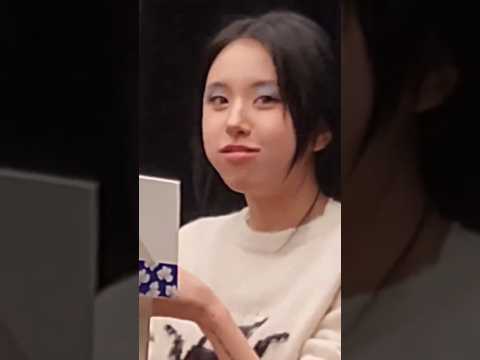 나는 먹고 싶다 Chaeyoung