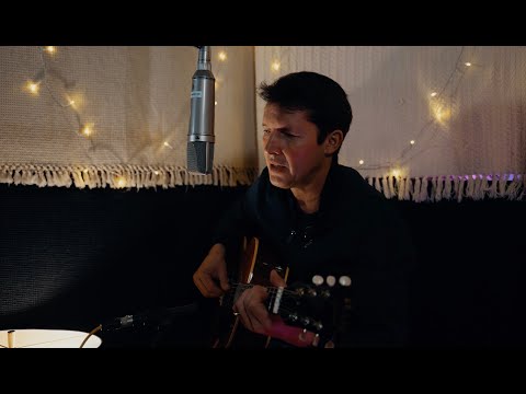 James Blunt - The Girl That Never Was (Acoustic)