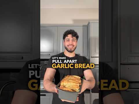 Easy Pull-Apart Garlic Bread Recipe 🍞 Cheesy & Delicious!