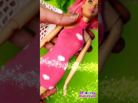 💖Cute DIY Barbie dress from a sock 😍 Doll Fashion Hacks & Crafts, Easy Sewing, Handmade Doll Clothes