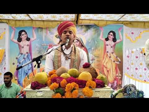 श्री बांके बिहारी तेरी आरती गाऊं Shri Banke Bihari Teri Aarti Gaun | Krishna ...YouTub 2025