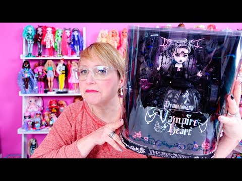 Monster High Vampire Heart Draculaura Doll Review