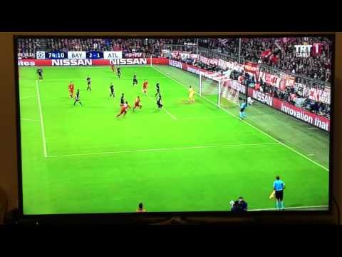 Bayern Munich 2-1 Atletico Madrid - Robert Lewandowski goal