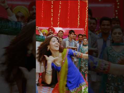 Fitrat choron ki palatti nahin | #AinvayiAinvayi | #BandBaajaBaaraat | #RanveerSingh #AnushkaSharma