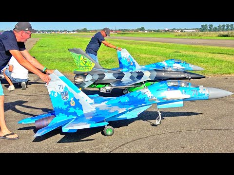 LARGEST F-16 FIGHTING FALCON TEAM JETCAT RC TURBINE JETS FLIGHT DEMONSTRATION