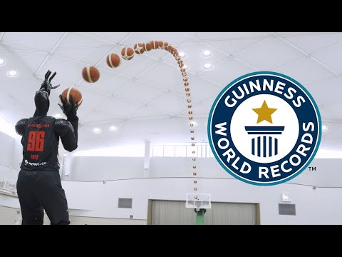 Toyota's robot makes a world record basketball shot from 24 meters!