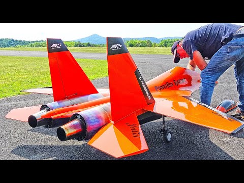 INSANE MANEUVERS WITH THRUST VECTOR!! HUGE SUCHOI SU-30 RC TURBINE JET MODEL FLIGHT DEMONSTRATION