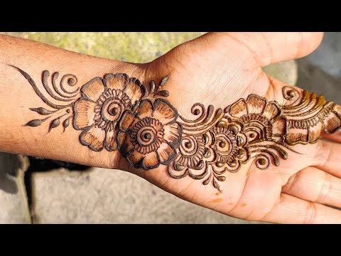 New Floral mehendi design for front hand// front hand mehendi design #floralmehendi #mehndimehndi