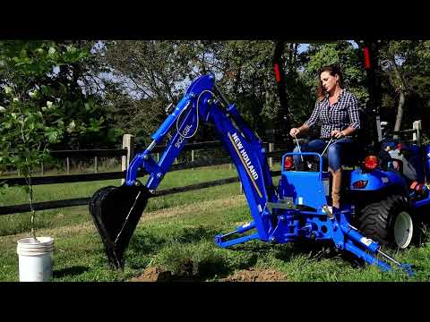 New Holland WORKMASTER™ 25S Backhoe Attachment