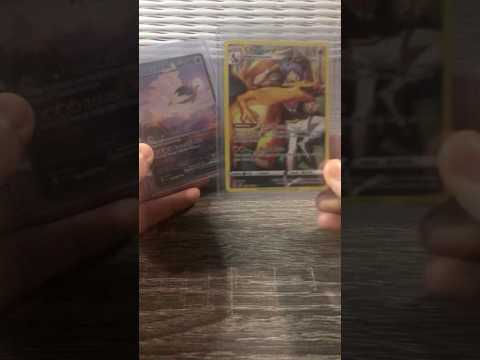 Which One Has A BETTER Artwork? #pokemoncards #charizard #pokemon #tcg