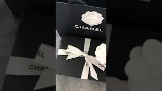 Unboxing my new Chanel Wallet on Chain #chanelwoc #chanelwalletonchain #chanelwoccaviar #unboxing