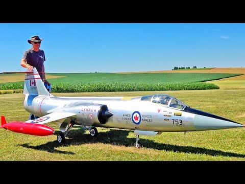 WOW! XXXL F-104 STARFIGHTER RC TURBINE JET SCALE 1:4 FLIGHT DEMONSTRATION