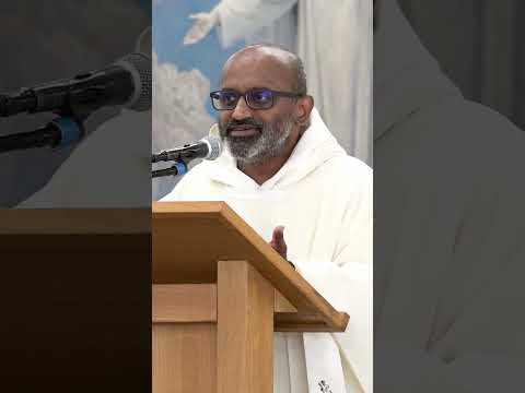 BISHOP'S WIFE ASKED,CATHOLIC CHURCH SHOULD HAVE WOMAN PRIEST | Father Leon Pereira