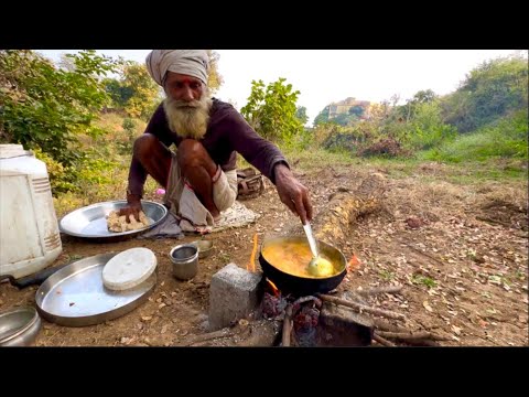 करोड़ों की जमीन जायदाद छोड़कर बन गए संत। बाबा जी के साथ भोजन प्रसाद ।