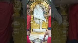 श्री साईबाबा मंगल स्नान😍#saibaba #therealsoulshirdisai#shirdi #shorts #short #omsairam#shirdisaibaba