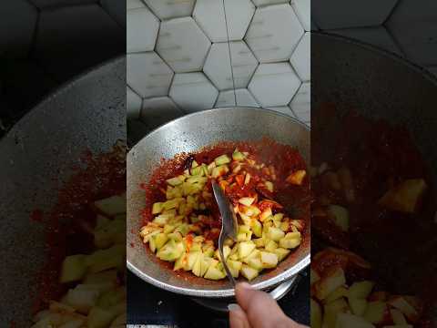 അധികം പണിയെടുപ്പിക്കാത്ത അച്ചാർ #mangopickle #food #cooking #dailyvlog #minivlog #dayinmylife