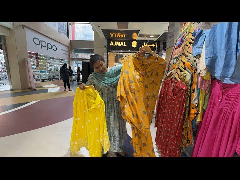 Omg Itne Sastey Kapdey || Chepest Shopping In Mumbai || Kirak Hyderabadi Khala || Priyareddybtiktok