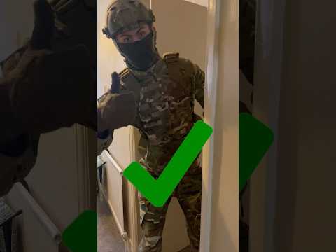 How To Correctly Breach a Door In Airsoft! #airsoft #milsim #milsimairsoft #airsoftnation #shorts