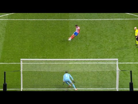 Julián Álvarez Penalty Goal disallowed after double touch, Real Madrid vs Atlético Madrid Penalty