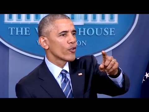 Obama Stops Press Conference to Help Reporter Who Fell Ill