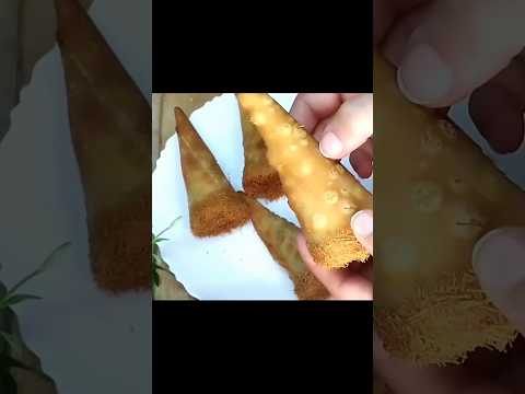 Unique Snacks so easy yo make #conesamosa  #potatosnacks #samosa #tranding #rafiasrecipes #shorts