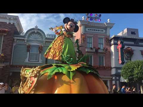 Mickey's Halloween Time Street Party - Hong Kong Disneyland