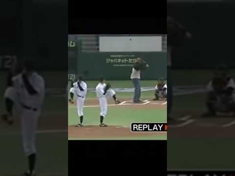 Barry Bonds Versus Two Pitchers At The Same Time #baseball #mlb