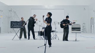 竇靖童 Leah Dou - 空中飛人 (Official Music Video)