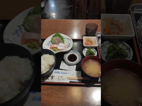 屯舎 刺身定食 〒530-0001 大阪府大阪市北区梅田１丁目３−１ 大阪駅前第１ビル １階