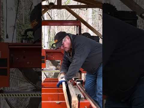 Turning 2nd 8ft Poplar Edging Board 180 Degrees to Saw 2nd Edge