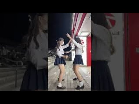 [ティックトック]そんな激しく踊っちゃ見えちゃう/TikTok