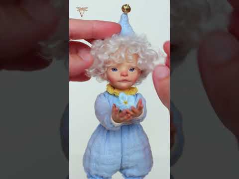 Forget-me-not faerie (close-up) | DIY art doll