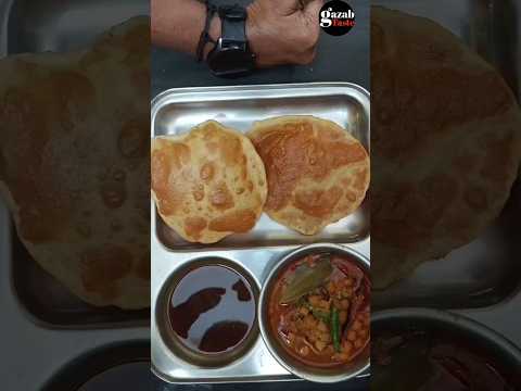 Delhi-Style Chole Bhature|Street Food Magicat Home#cholebhaturerecipe #delhicholebhature#streetfood