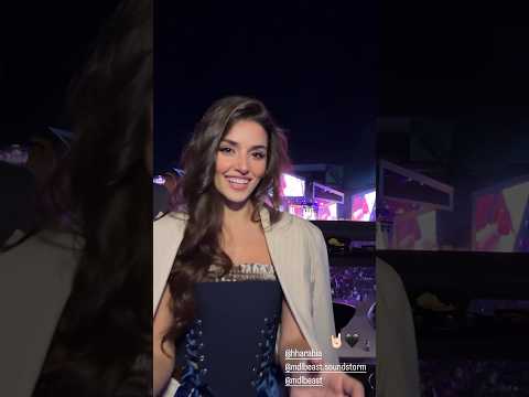 Hande Erçel - last night at a music festival in Saudi Arabia #handeerçel #handeercel #hande