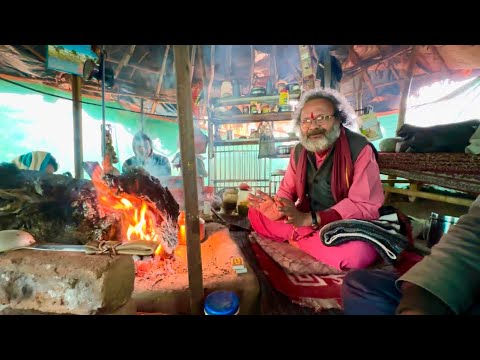 मां नर्मदा जी के तट पर बाबा जी ने पीतल की कढ़ाई में चाय बनाई । बाबा जी की अद्भुत प्रसादी