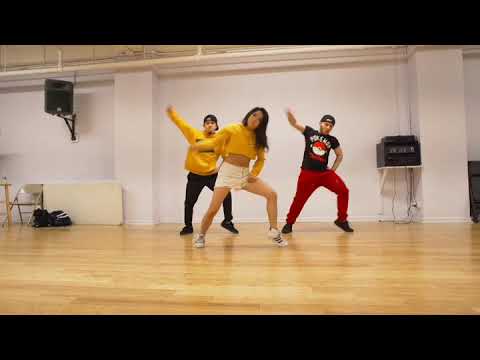 Azealia Banks | Anna Wintour Choreography by Ness Martinez