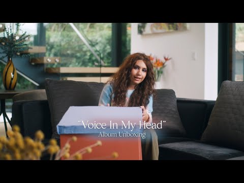 Alessia Cara - Voice In My Head (Album Unboxing)