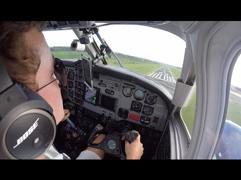 King Air F90 Cockpit Landing