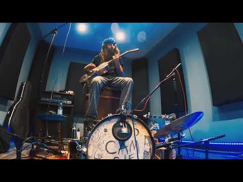 Cam Cole - Mule Resonator Guitar and Farmer Footdrums Jam