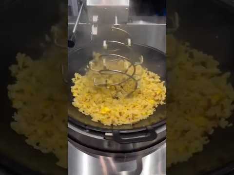 Chinese robot cooking egg fried rice #china #shorts #tech