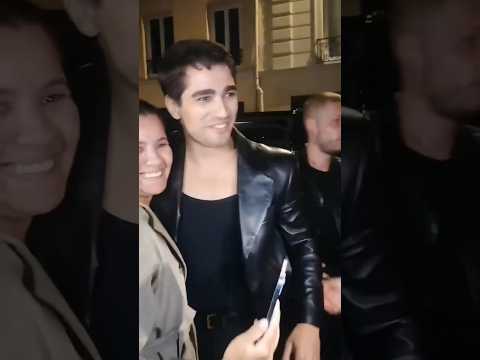 Mert Ramazan Demir surrounded by his fans while entering YSL event amid Paris Fashion Week!💫