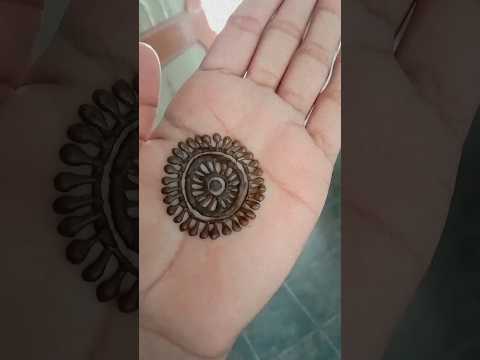 सावन स्पेशल मेहंदी😍 simple gol tikka mehndi design #front hand easy mehndi design#trending #😱😍