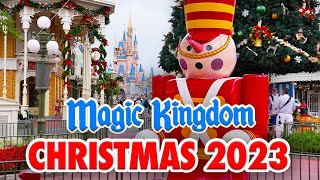 Magic Kingdom Christmas 2023 - Walkthrough, Holiday Overlays & Merch at Walt Disney World [4K POV]