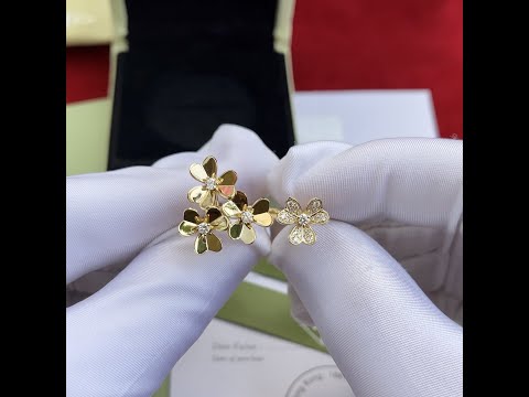 Unboxing Video | Van Cleef & Arpels Frivole Between the Finger Ring, Yellow gold, Diamonds