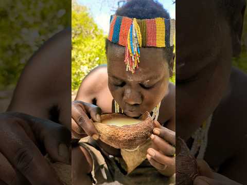 Cooking and eating hadzabe #hadzabetribe #hadzabe #challenge #wildlife #adventure #africa #short