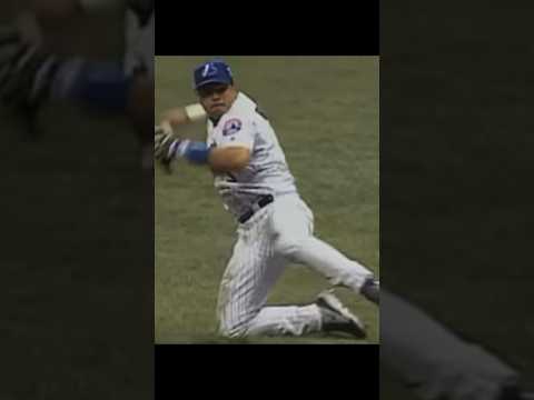 Expos Jose Vidro Makes Nice Play To Rob Ichiro Of A Hit 2002 #MLB All-Star Game #baseball