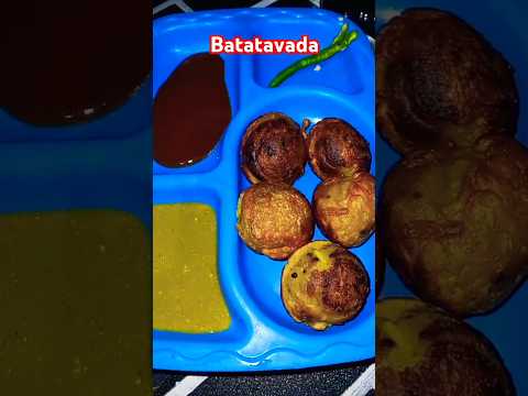 आज आलू बच गए थे Full vedio on youtube #food #viralvideos #youtubeshorts #cooking #recipe #batatavada