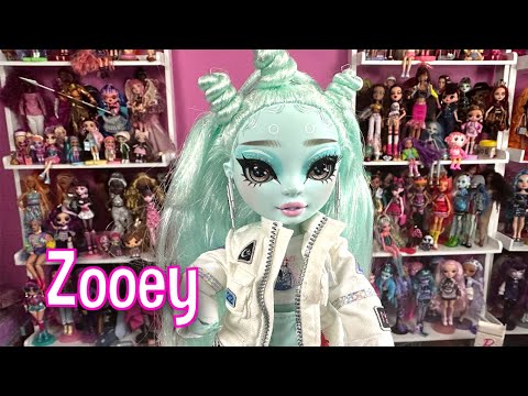 Shadow High Zooey Doll A Tribute to Novi Stars!